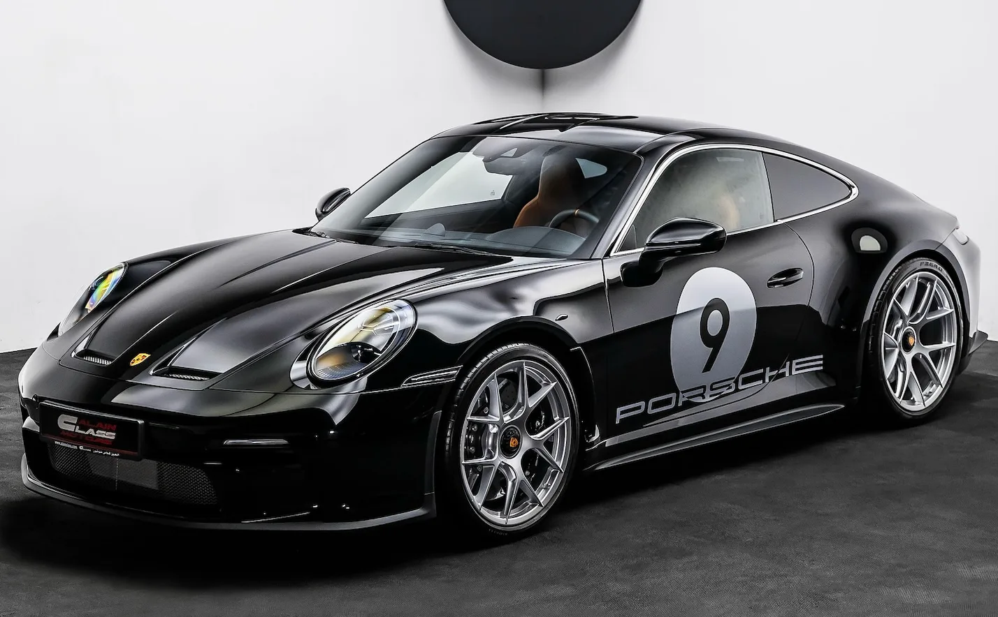 2024 Porsche 911 S/T Heritage
