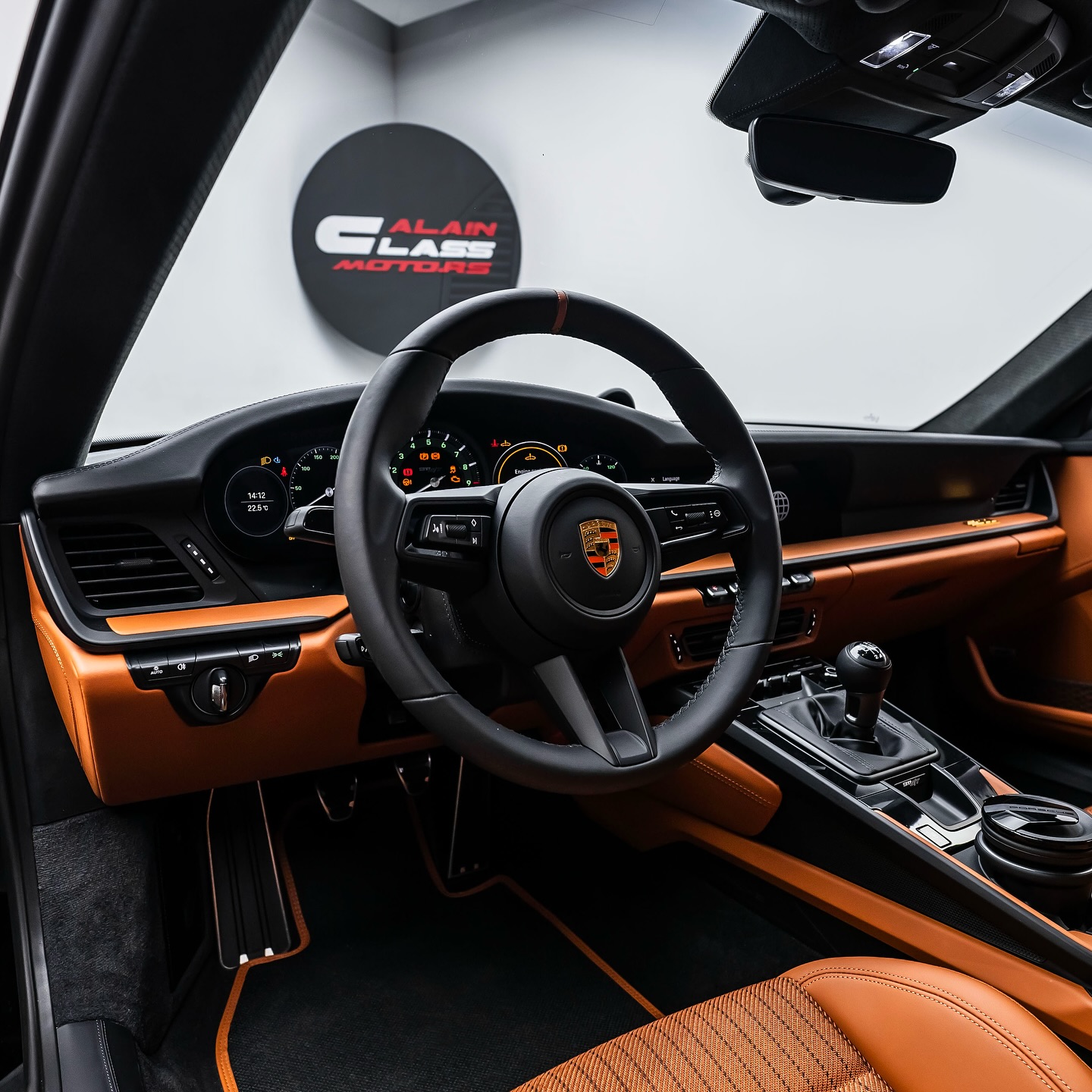 2024 Porsche 911 S/T Heritage, 7/12