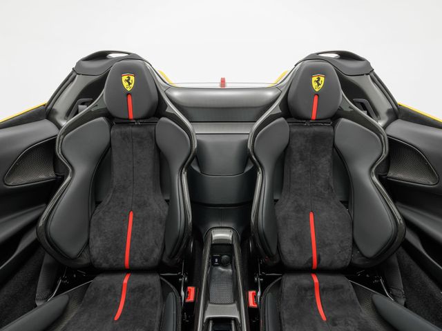 2024 Ferrari SF90 Spider Assetto Fiorano, 18/20