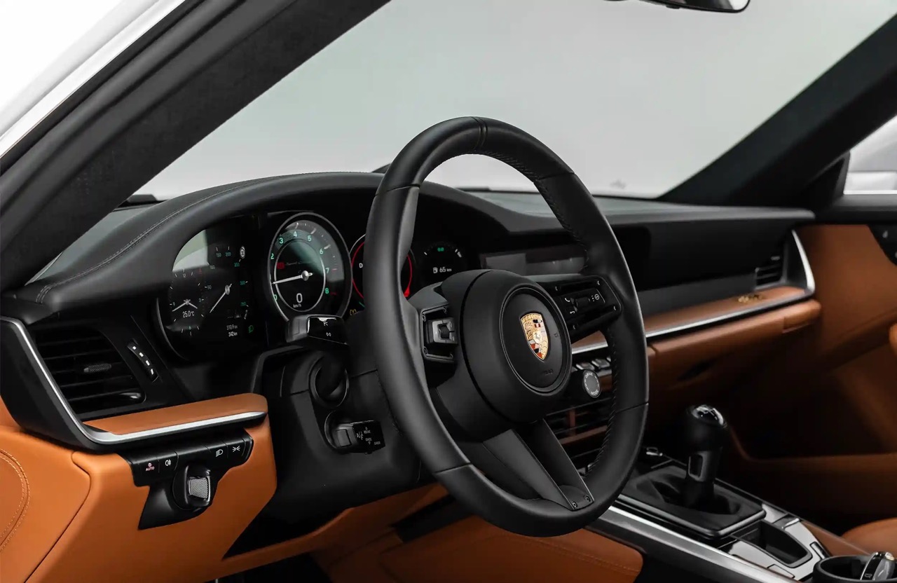 2022 Porsche 911 Sport Classic, 6/17