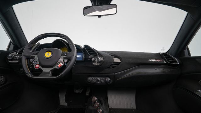 2020 Ferrari 488 Pista, 11/20