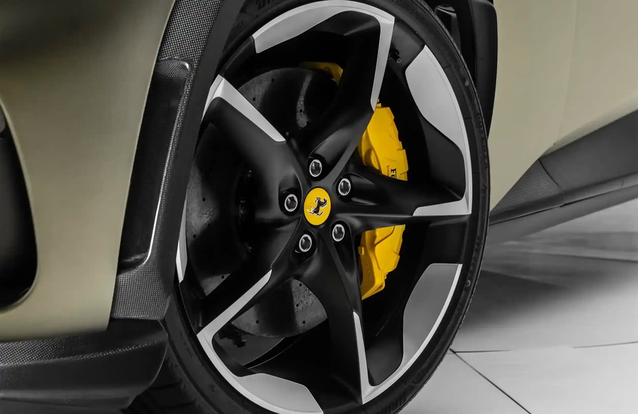 2024 Ferrari Purosangue, 14/17