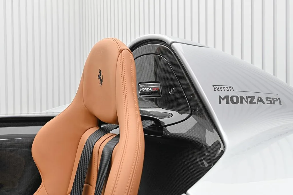 2021 Ferrari Monza SP1 interior