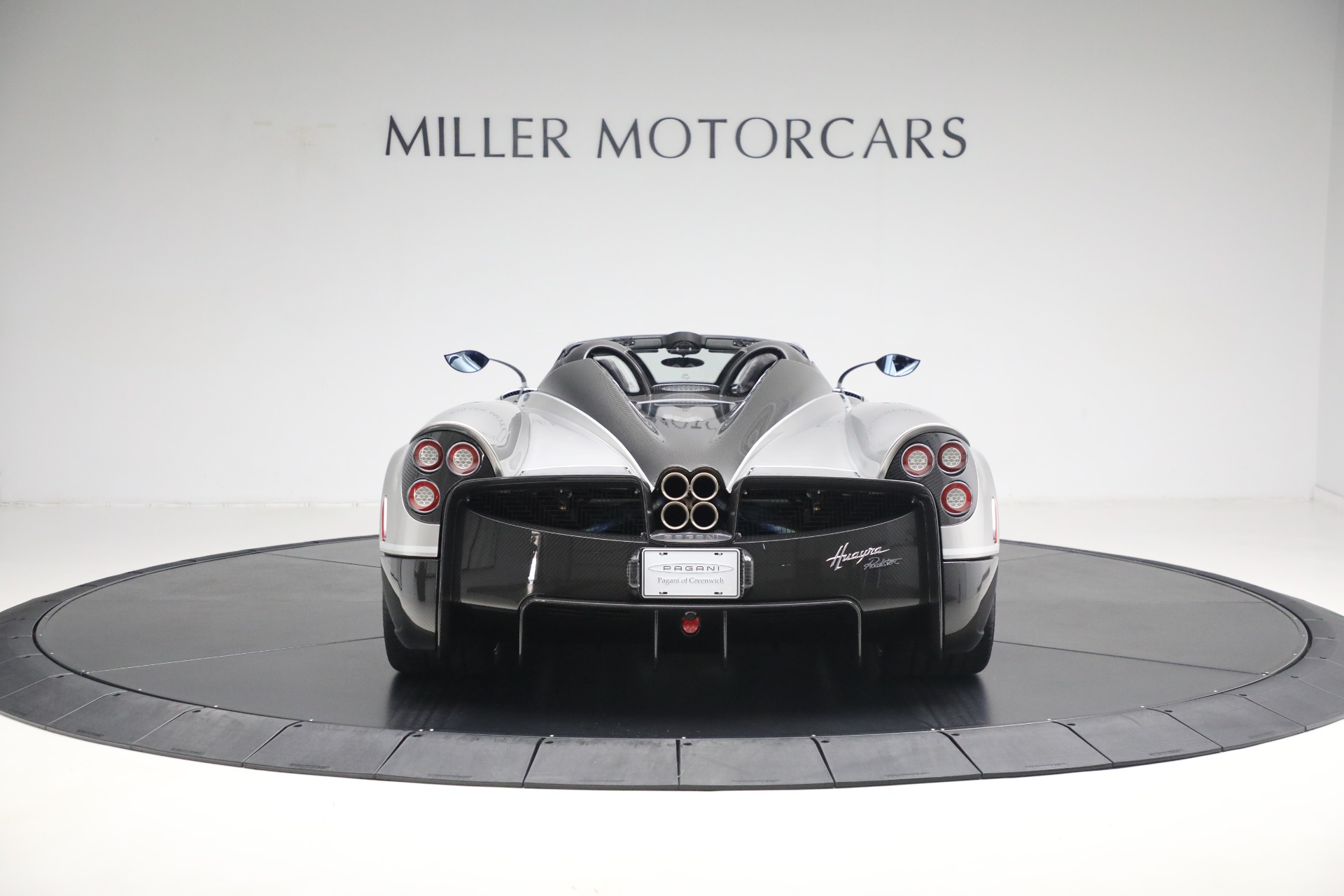 2017 Pagani Huayra Roadster, 3/27
