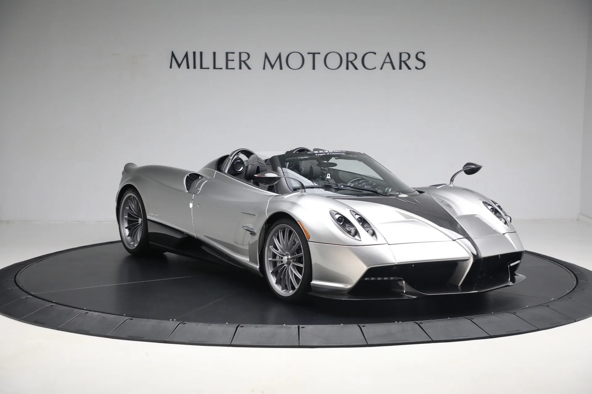 2017 Pagani Huayra Roadster, 5/27