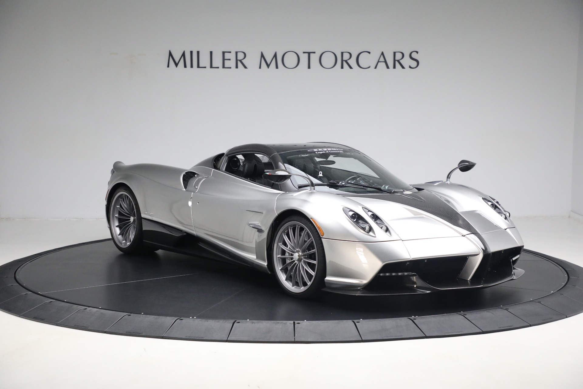 2017 Pagani Huayra Roadster, 7/27