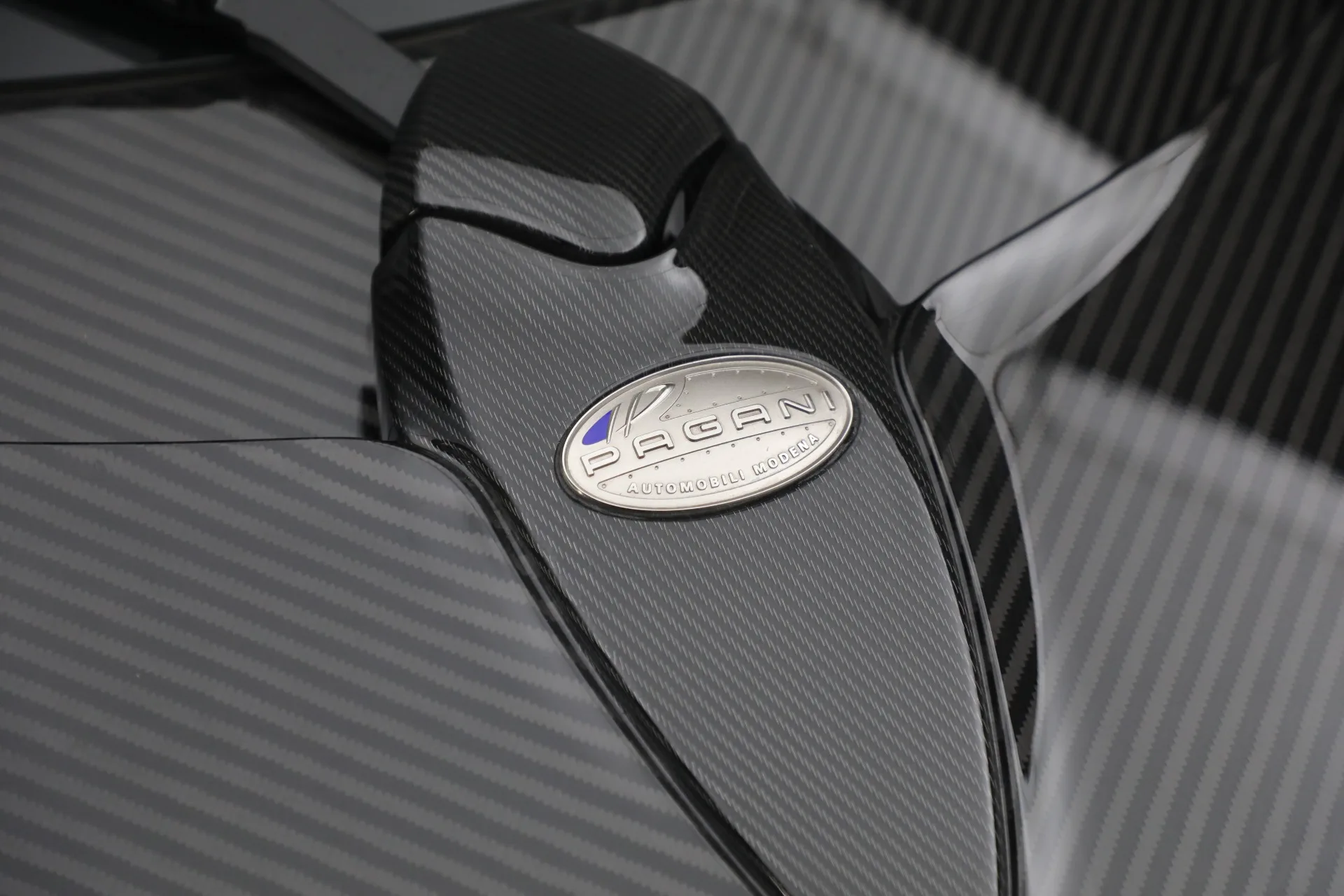 2017 Pagani Huayra Roadster, 20/27
