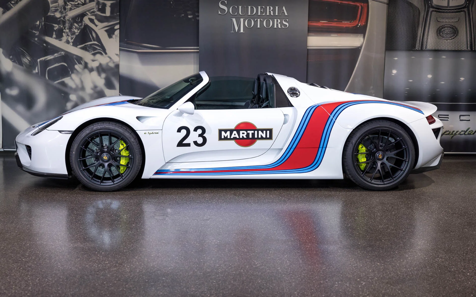2015 Porsche 918 Spyder Weissach Package Martini Edition for sale, exterior
