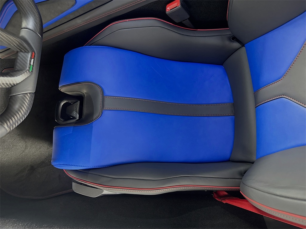 2019 Lamborghini Revuelto, 16/20