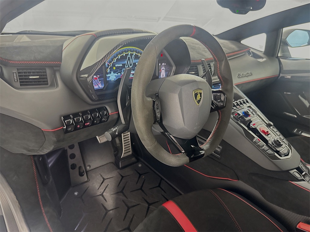 2020 Lamborghini Aventador SVJ, 9/20