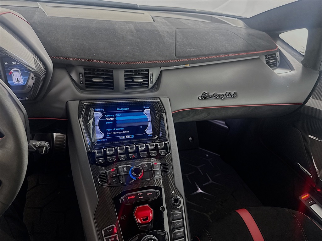 2020 Lamborghini Aventador SVJ, 20/20