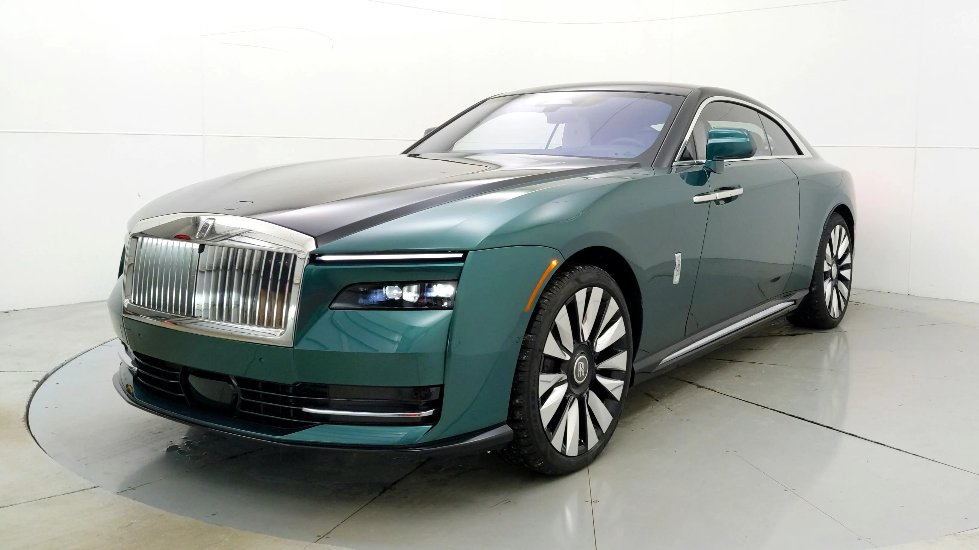 2024 Rolls-Royce Spectre for sale, exterior