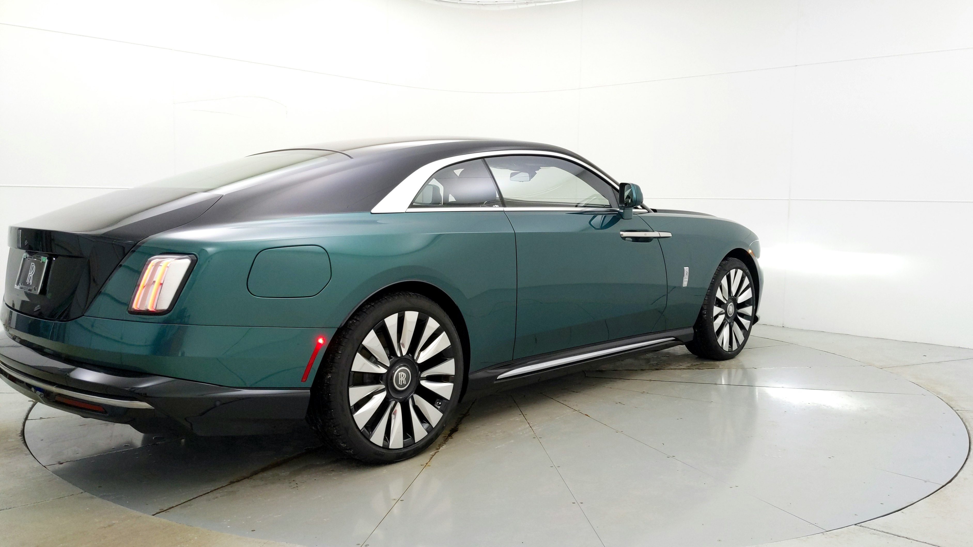 2024 Rolls-Royce Spectre, 7/20