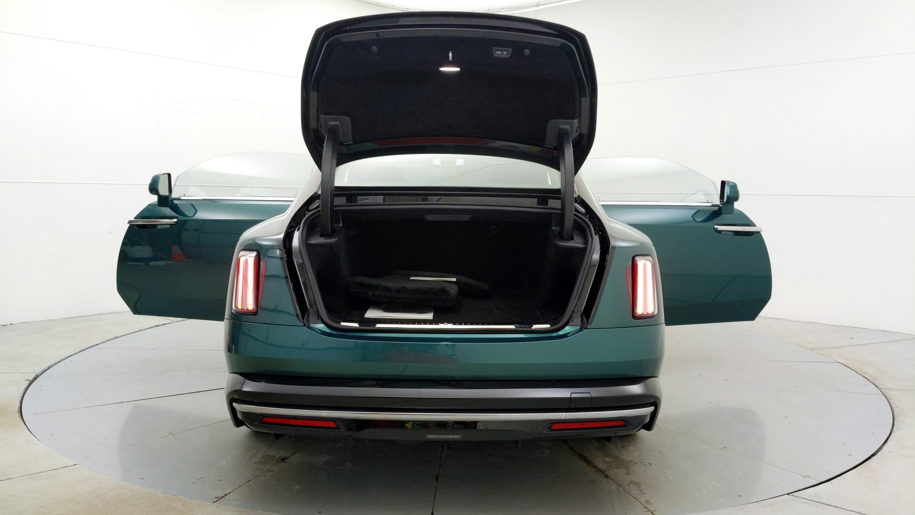 2024 Rolls-Royce Spectre, 13/20