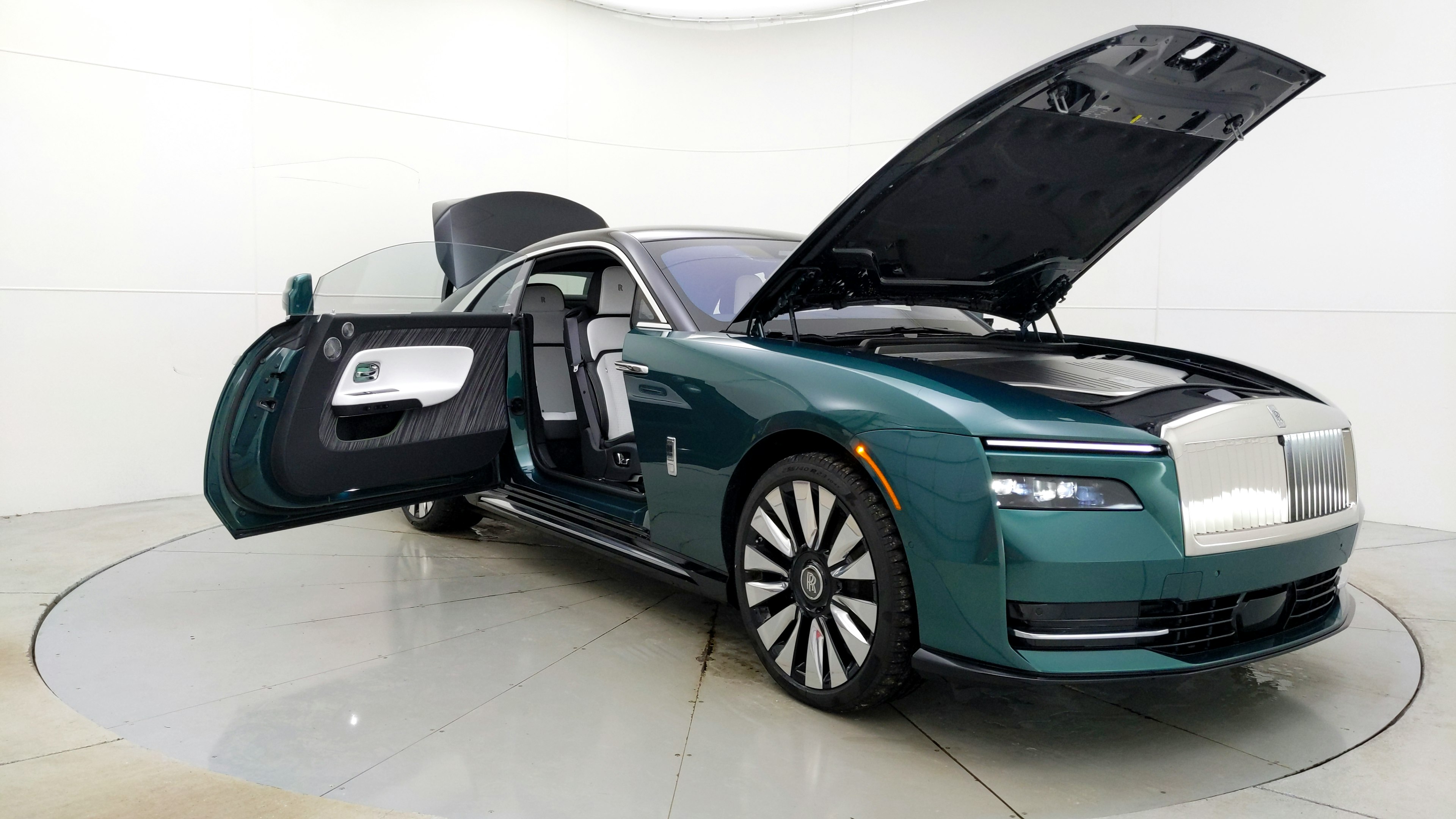 2024 Rolls-Royce Spectre, 15/20