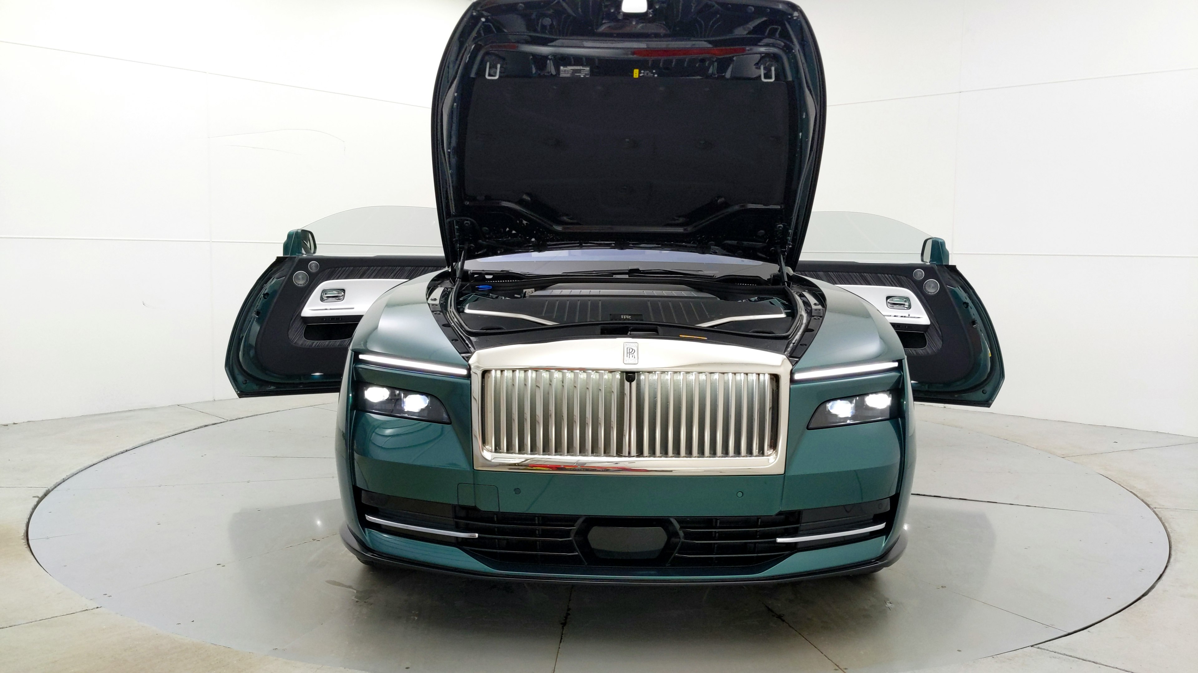 2024 Rolls-Royce Spectre, 16/20