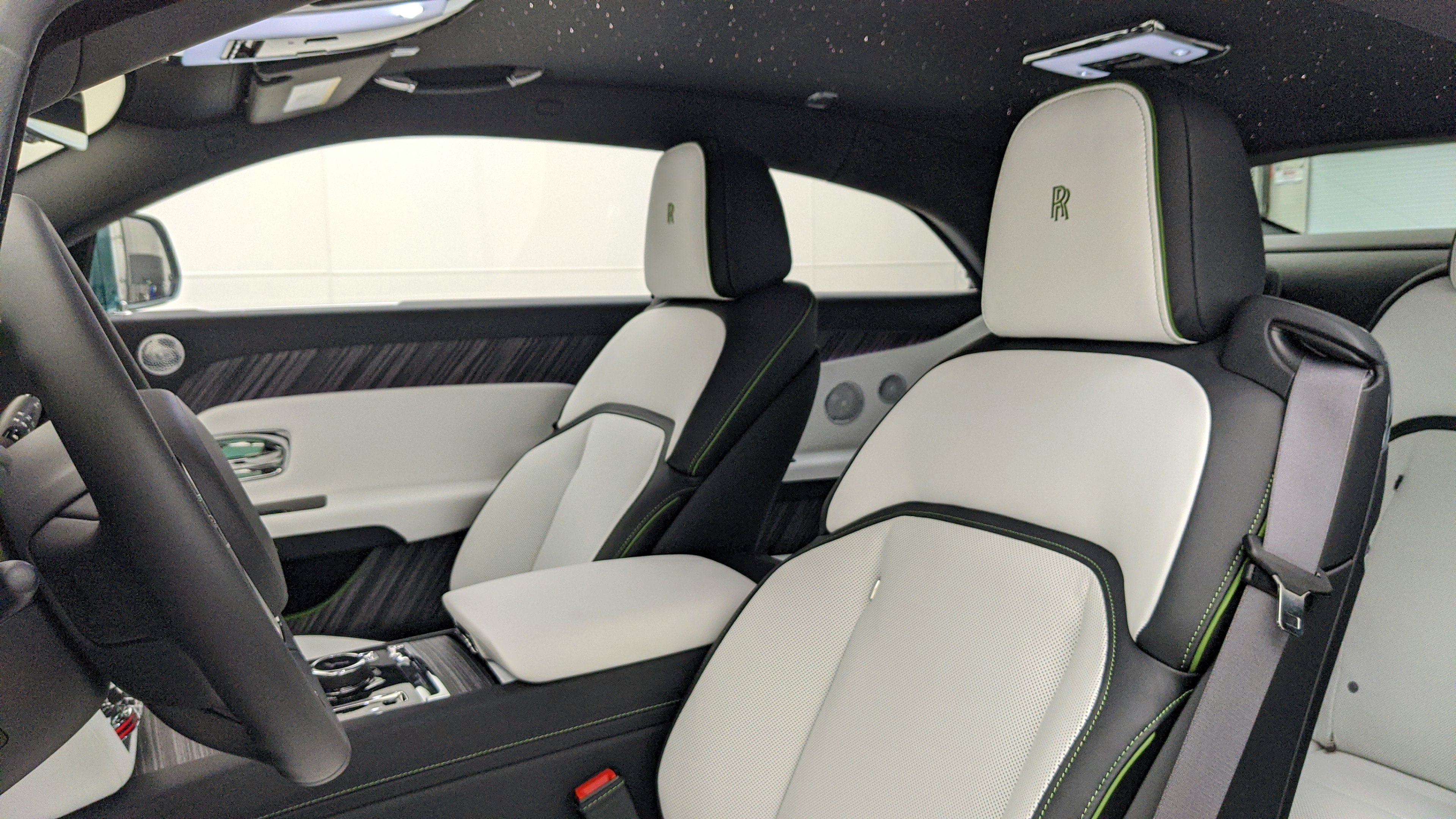 2024 Rolls-Royce Spectre, 17/20