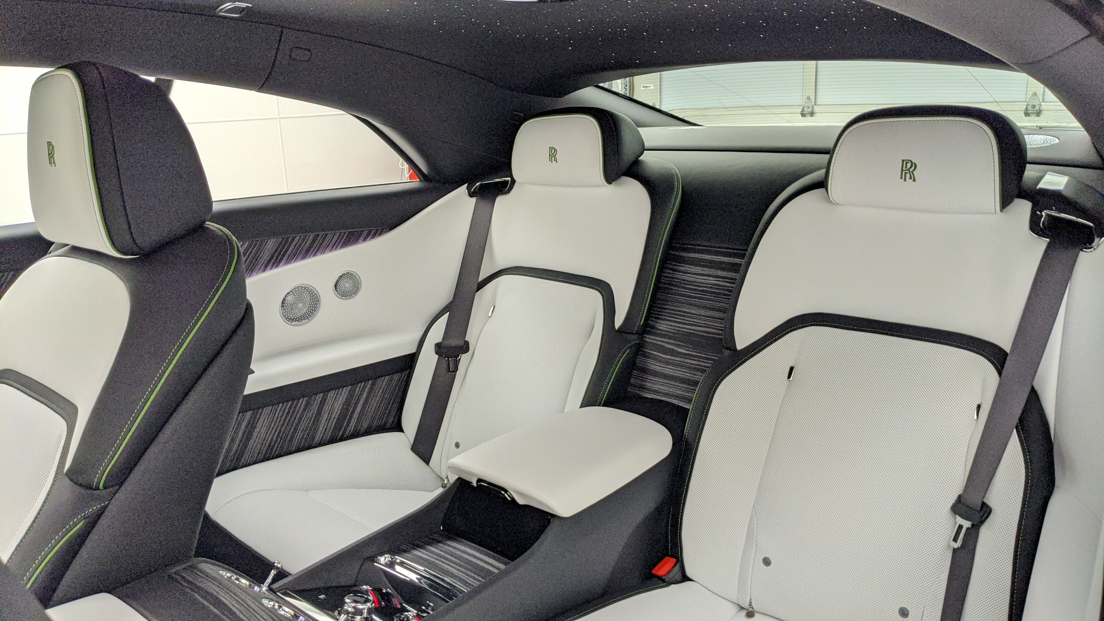 2024 Rolls-Royce Spectre, 18/20
