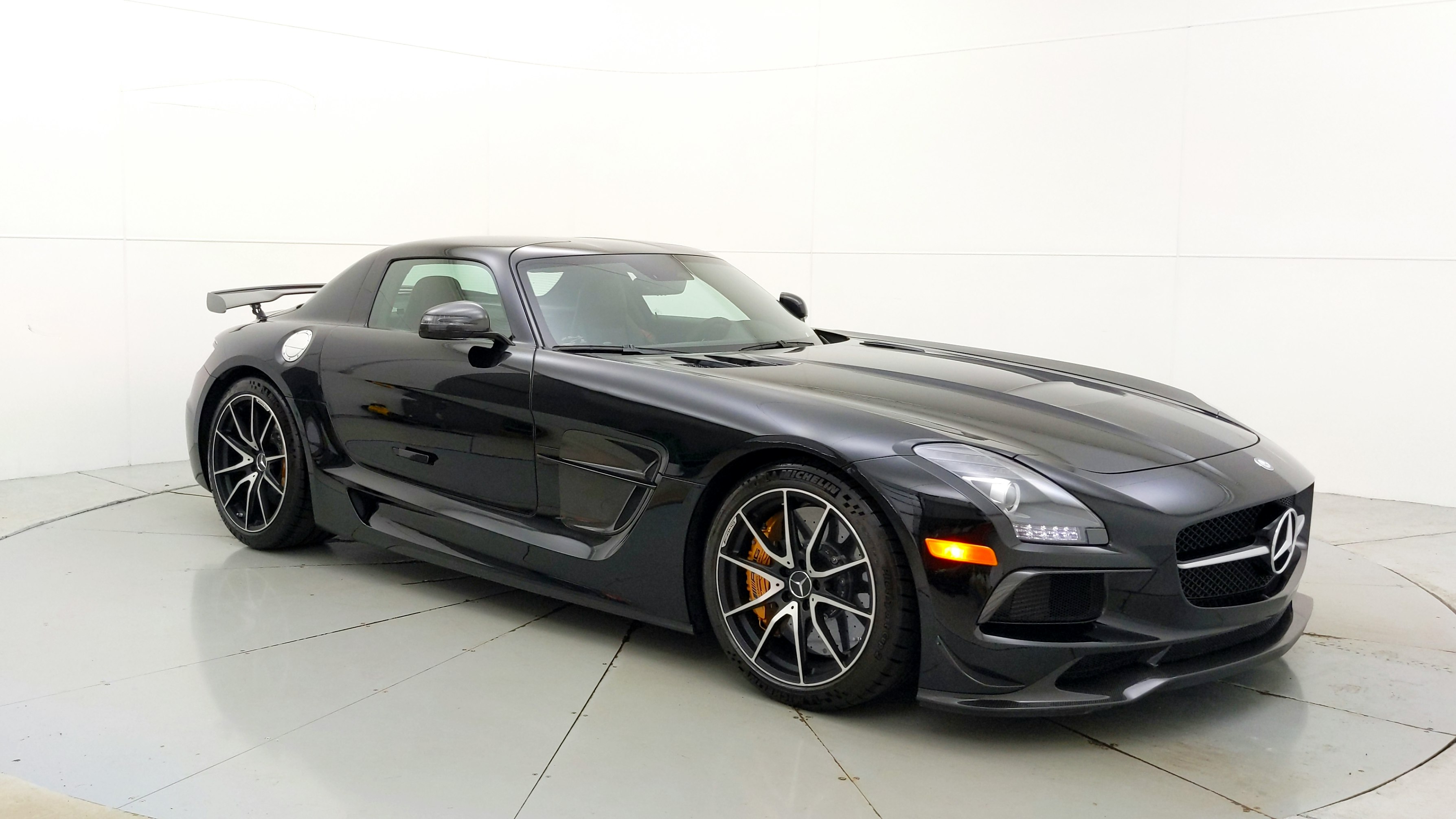 2014 Mercedes-Benz SLS AMG Black Series, 2/20