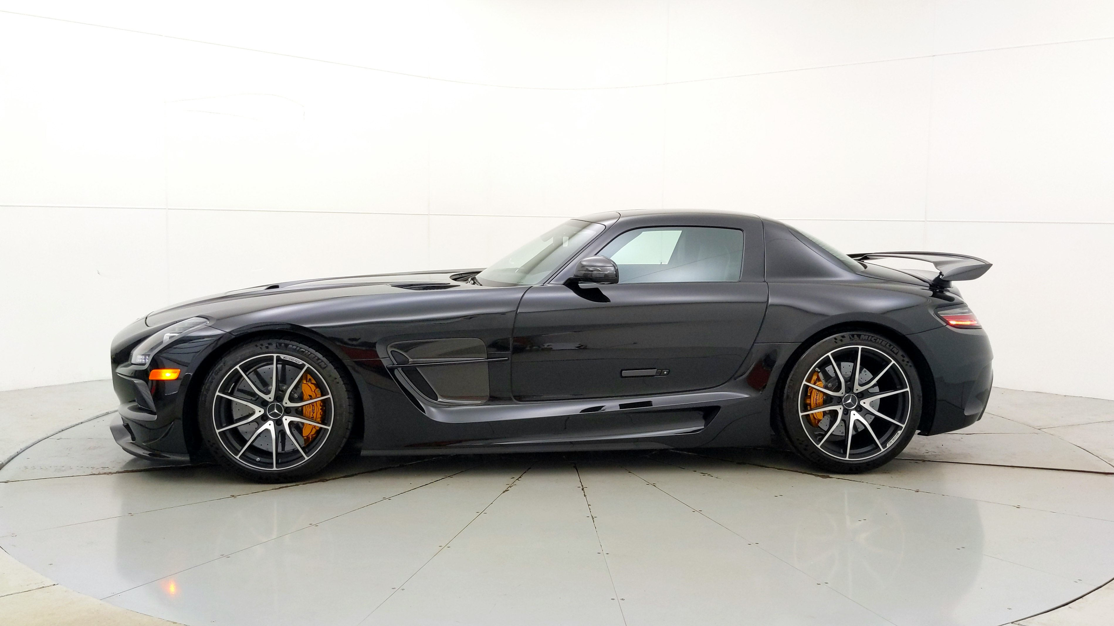 2014 Mercedes-Benz SLS AMG Black Series, 5/20