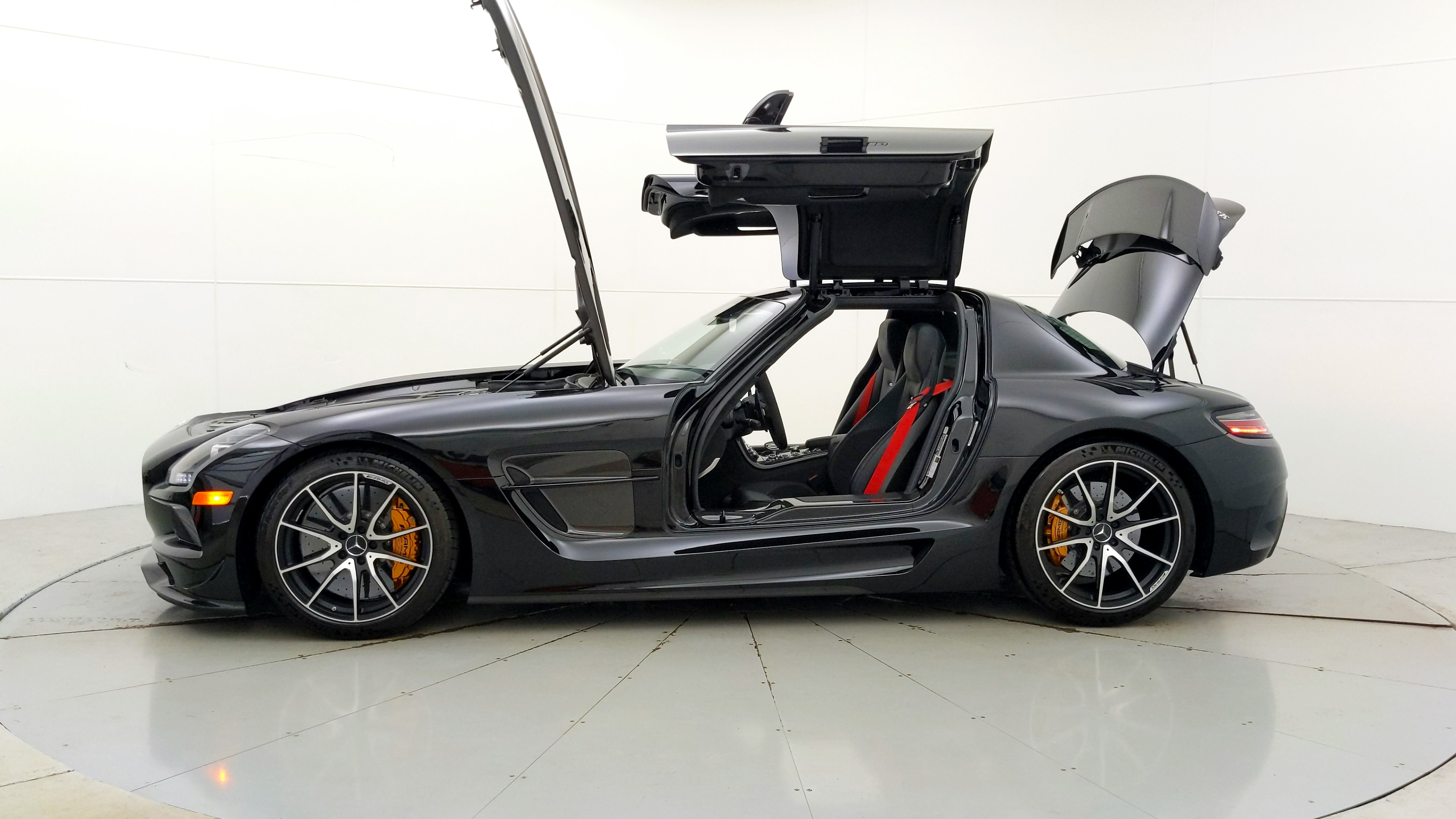 2014 Mercedes-Benz SLS AMG Black Series, 10/20