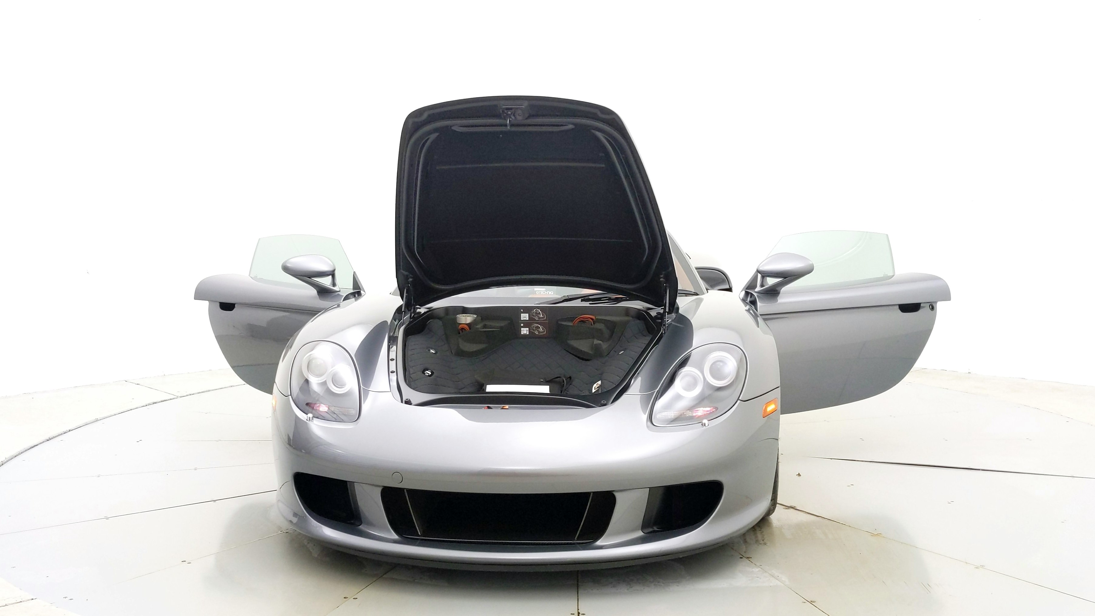 2005 Porsche Carrera GT, 6/20
