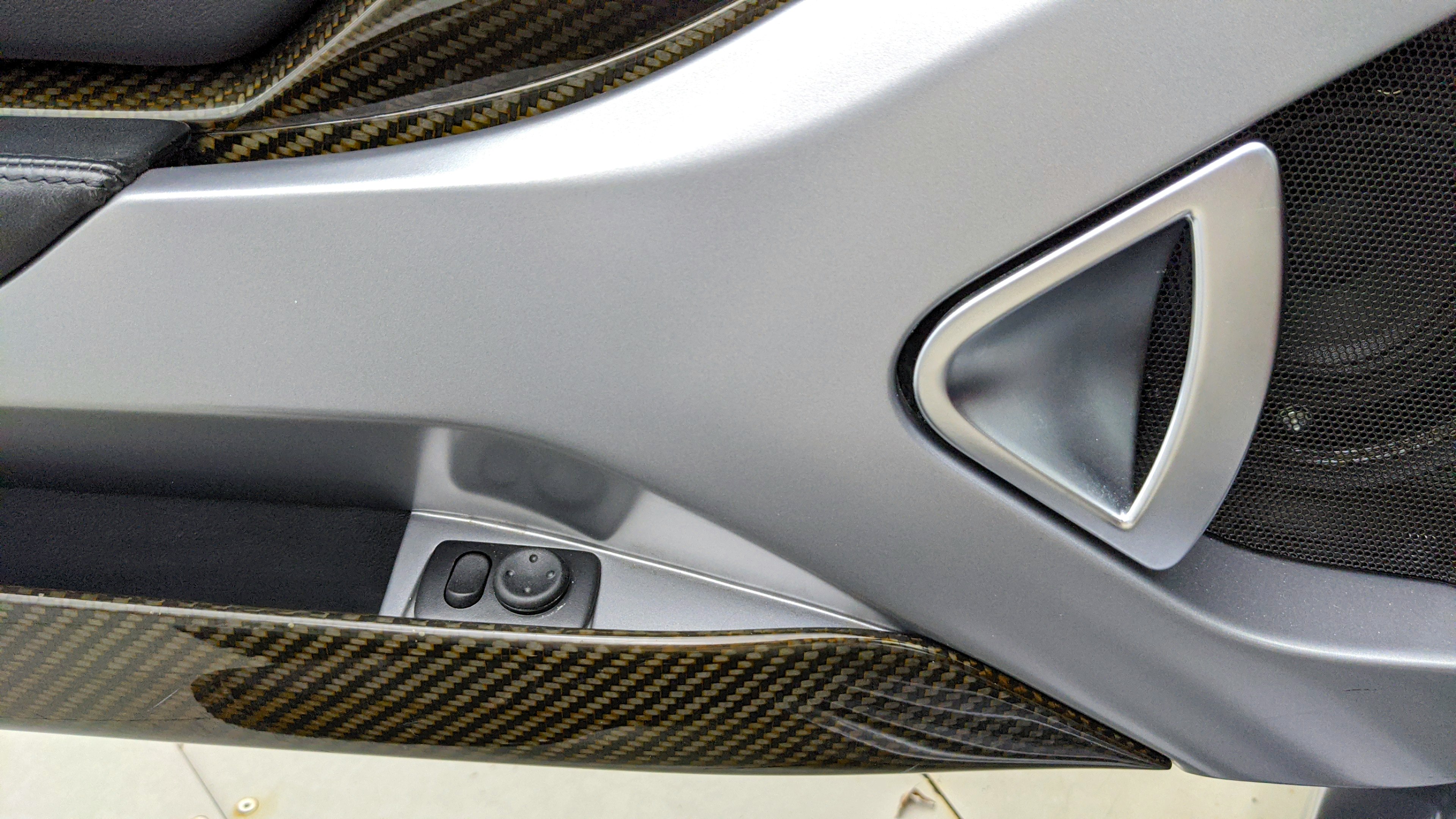 2005 Porsche Carrera GT, 14/20