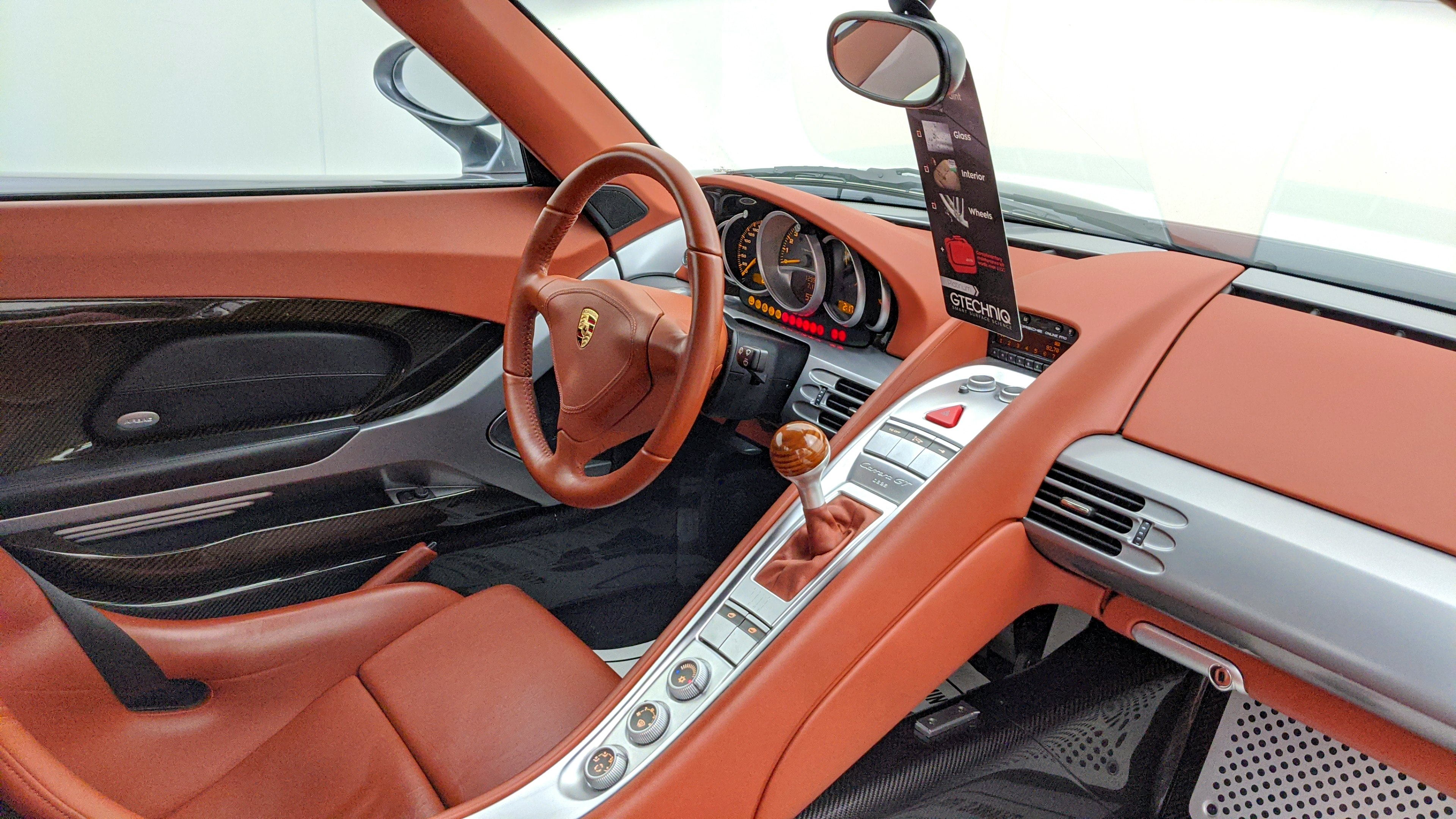 2005 Porsche Carrera GT, 16/20