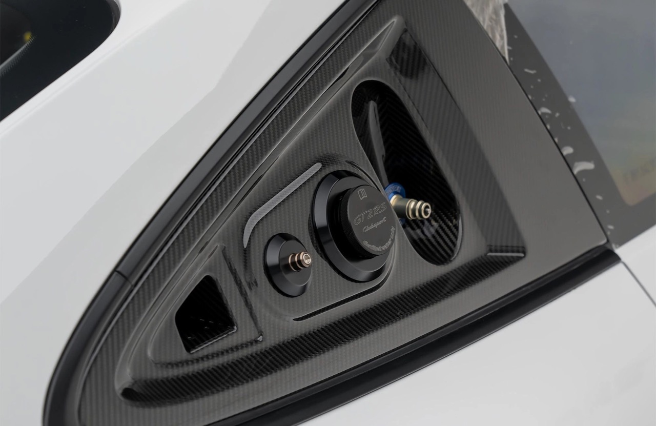 2021 Porsche 911 GT2 RS Clubsport, 13/14