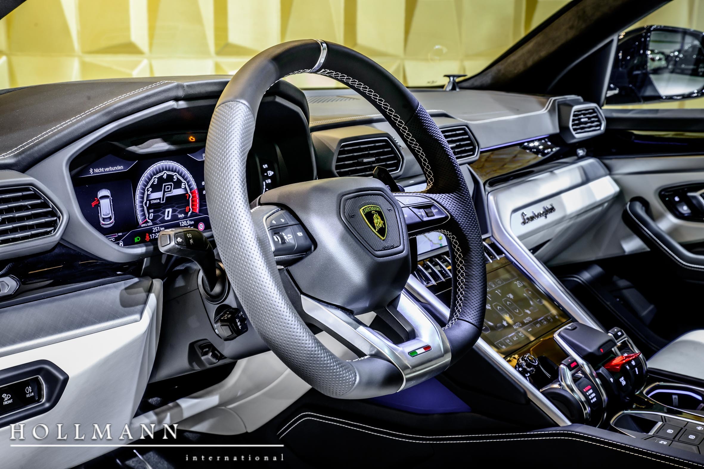 2017 Lamborghini Urus, 5/20