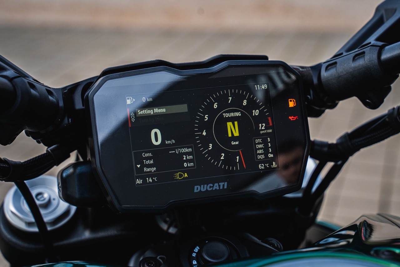 2024 Diavel for Bentley, 3/19