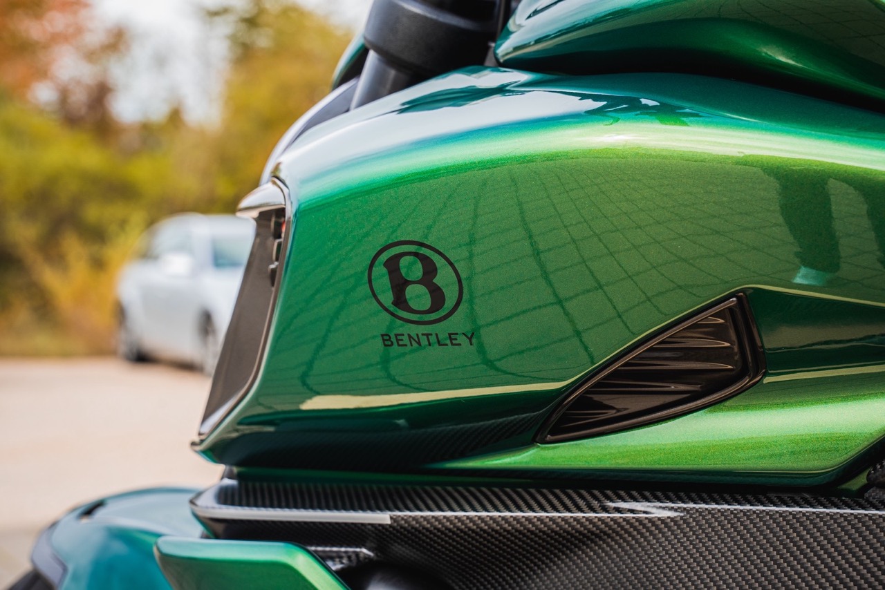 2024 Diavel for Bentley, 6/19