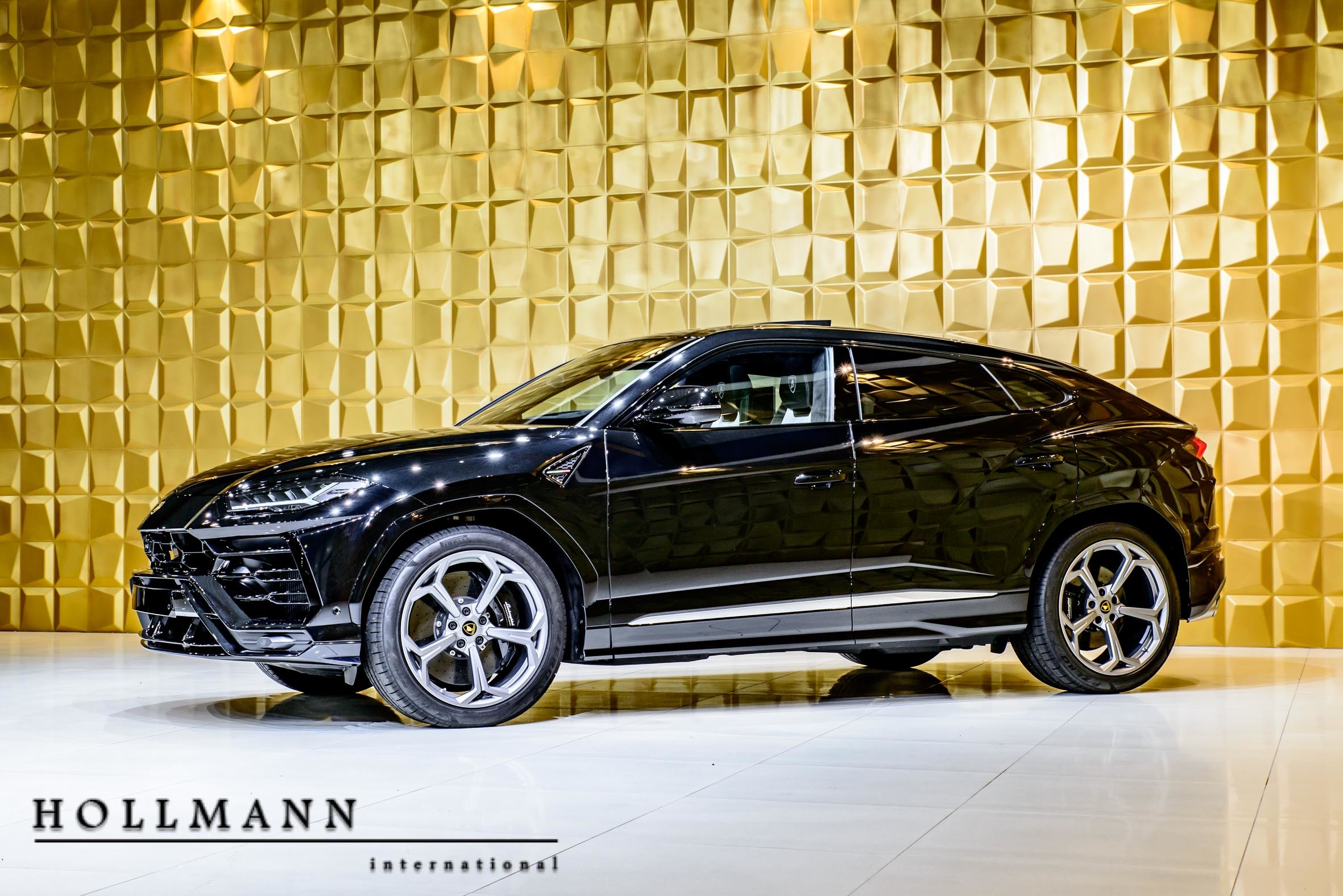 2017 Lamborghini Urus, 8/20