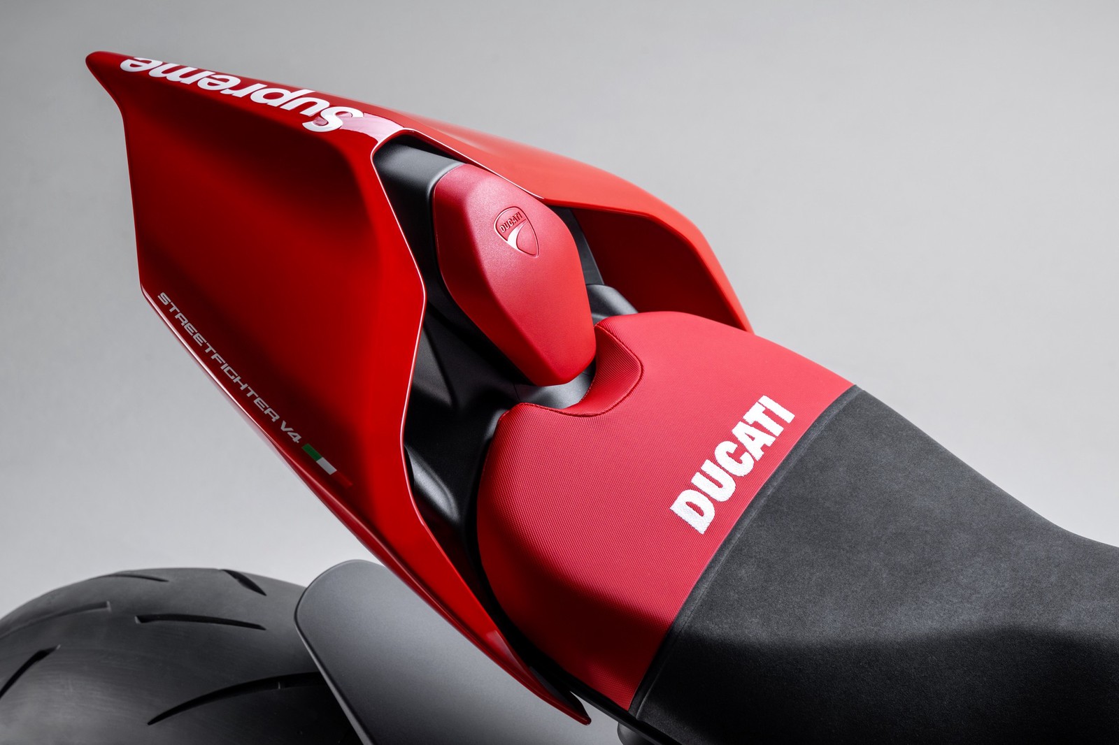 2024 Ducati Streetfighter V4 S Supreme, 13/18