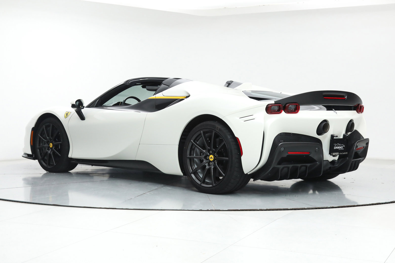 2024 Ferrari SF90 Spider Assetto Fiorano, 7/20