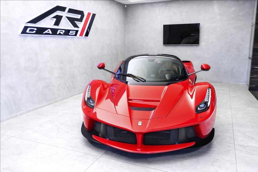 2014 Ferrari LaFerrari, 3/20