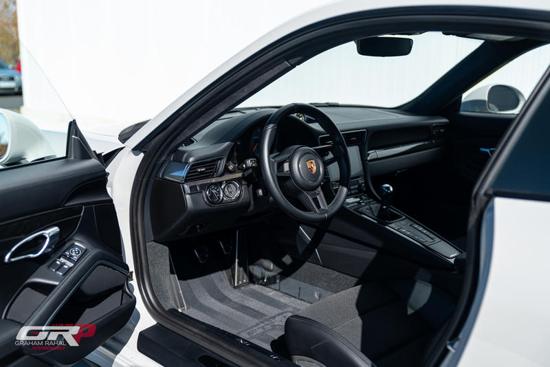 2018 Porsche 911 GT3 Touring, 9/16