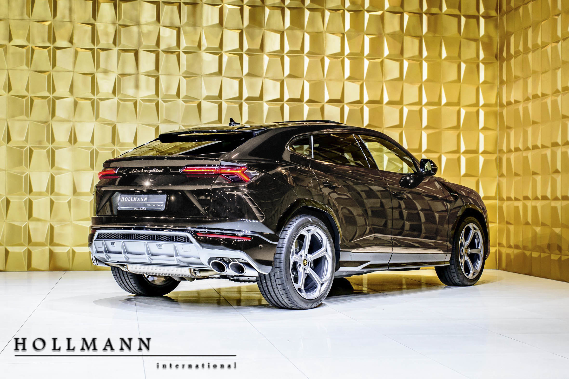 2019 Lamborghini Urus, 10/17