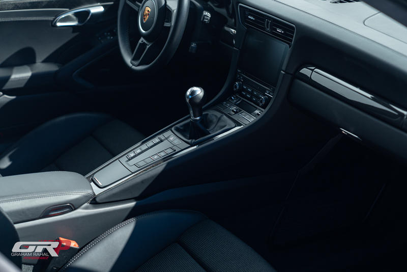 2018 Porsche 911 GT3 Touring, 15/16