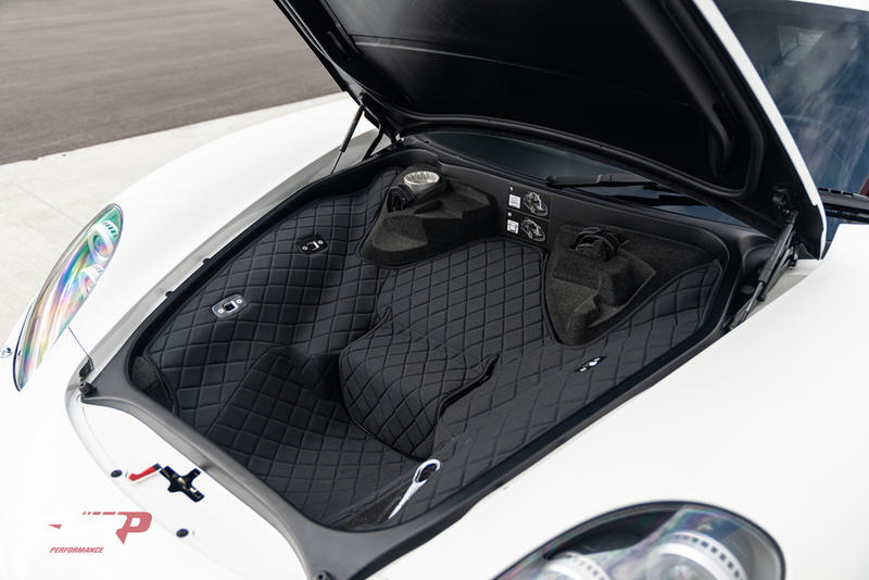 2005 Porsche Carrera GT, 10/20