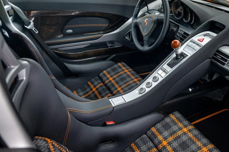 2004 Porsche Carrera GT interior, seats