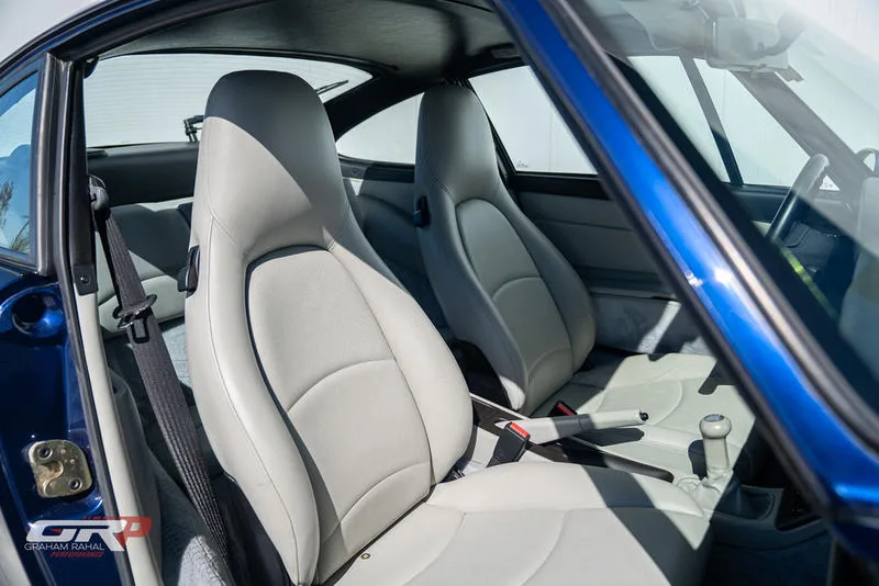 1996 Porsche 911 Turbo 993 interior, seats