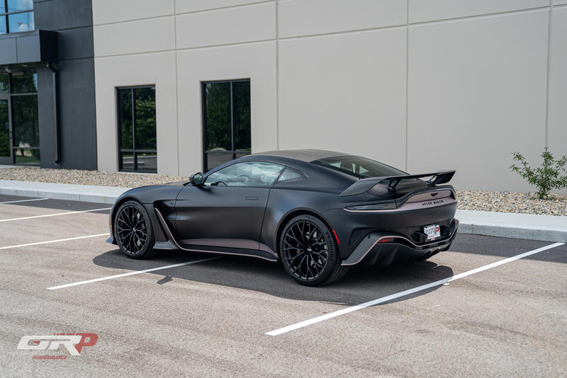 2023 Aston Martin Vantage, 2/20
