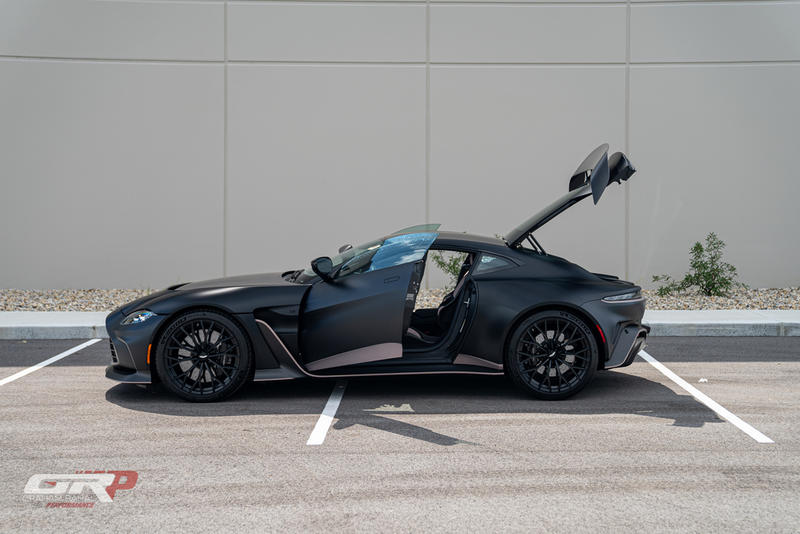 2023 Aston Martin Vantage, 3/20