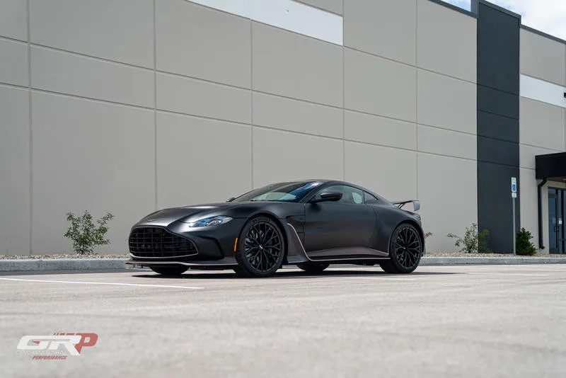 2023 Aston Martin Vantage for sale, exterior, Black