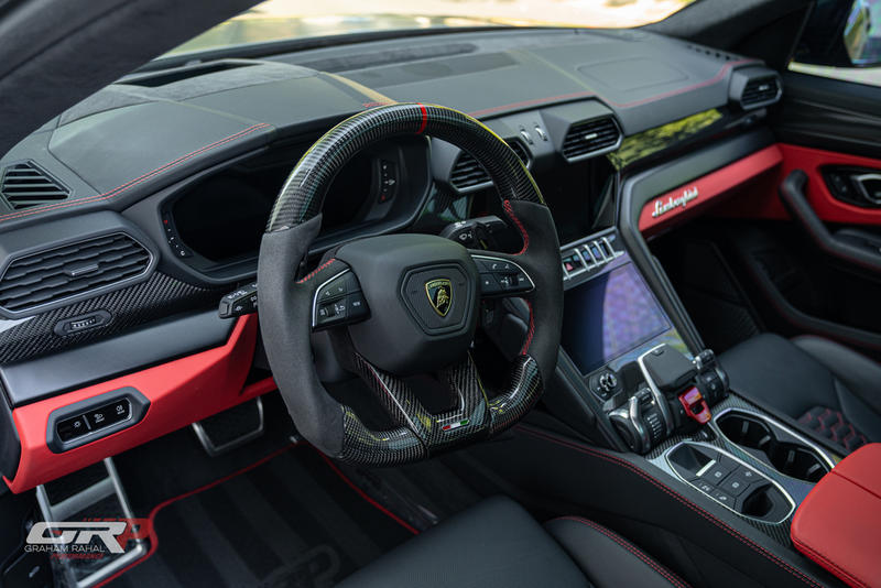 2023 Lamborghini Urus, 2/18