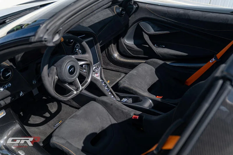 2022 McLaren 765LT Spider interior