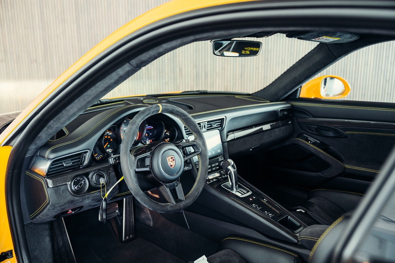 2018 Porsche 991.2 GT2 RS Weissach, 2/19