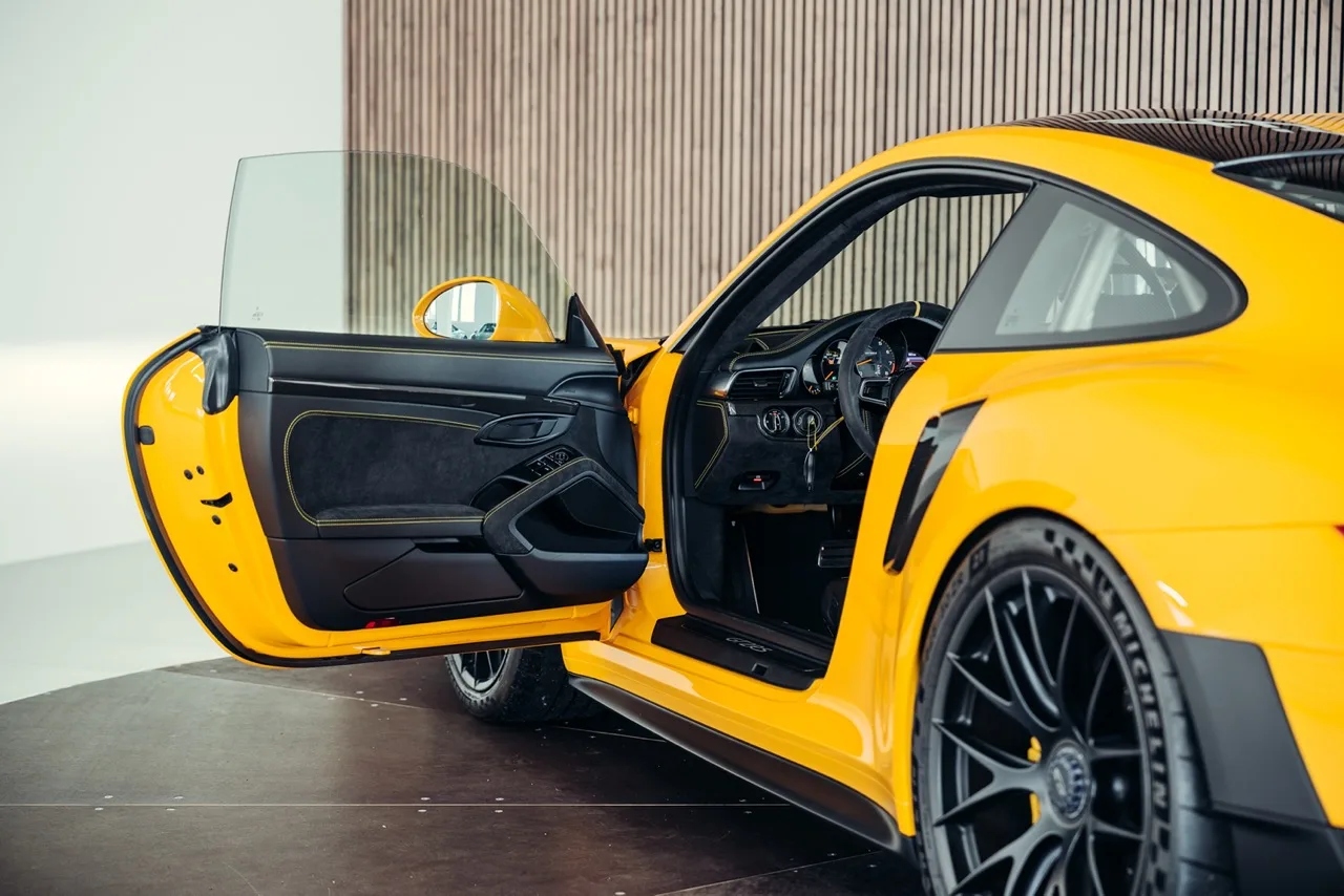 2018 Porsche 991.2 GT2 RS Weissach for sale, exterior, Yellow