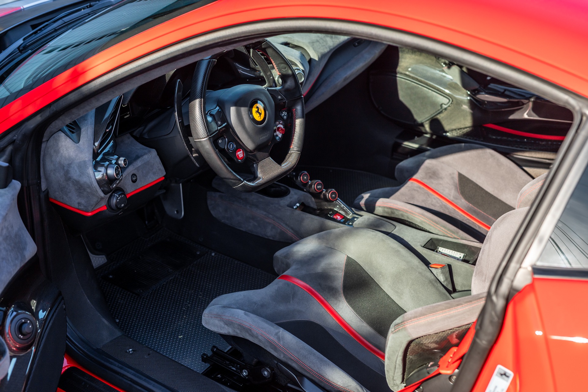 2019 Ferrari 488 Pista, 5/20